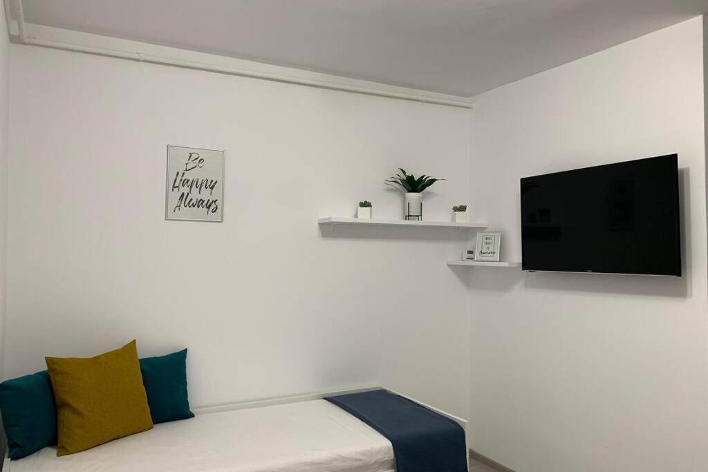 Cozy Studio Apartament Zalau Exterior photo